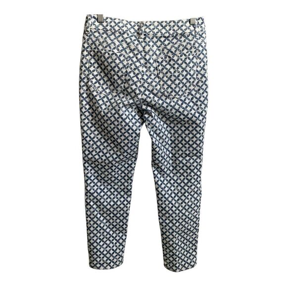 Chicos Fabulously Slimming Pants SIZE 0 SMALL Blue White Geometric Casual Jeans - Picture 8 of 14